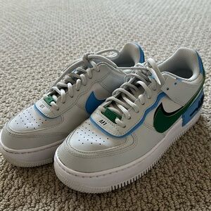 AF1